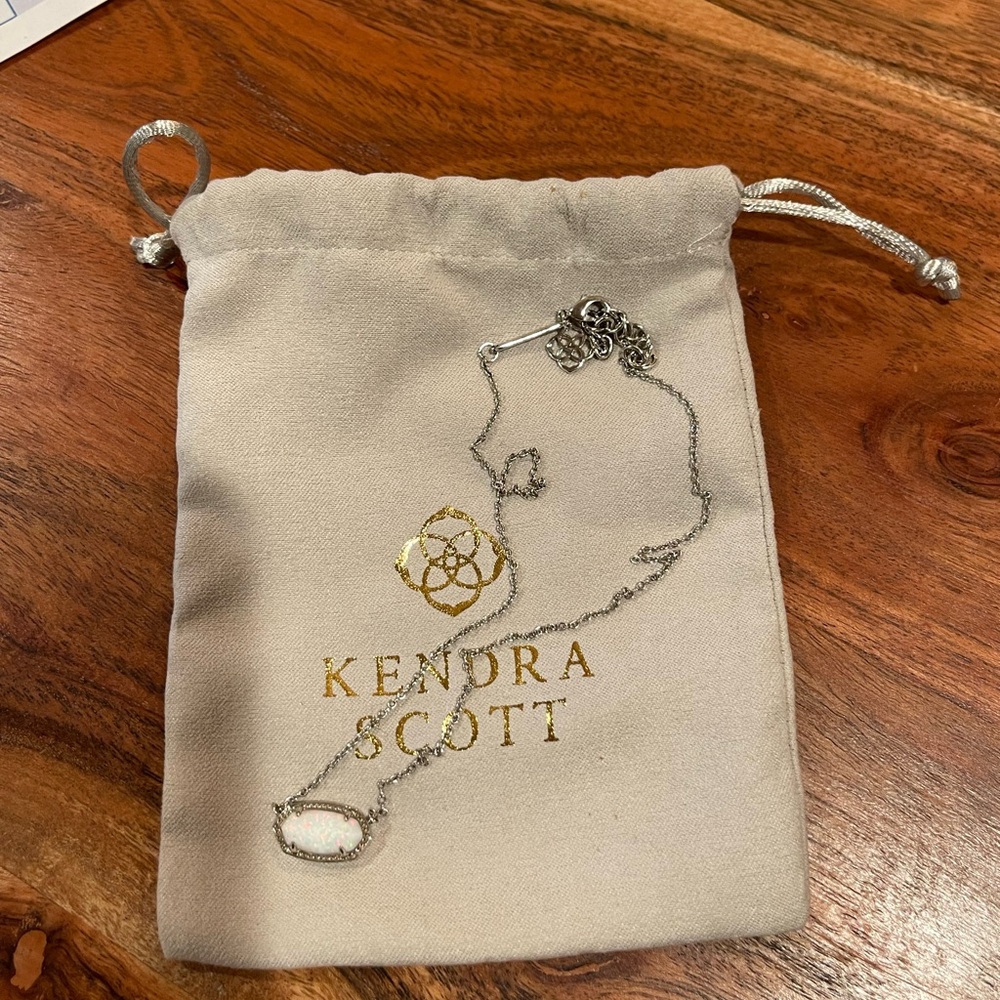 Kendra Scott Silver Necklace with Cream Stone